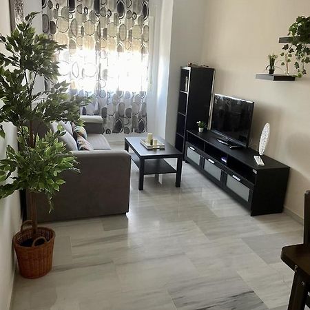 Apartamento Liru Bormujos, A 5 Minutos De Sevilla Екстериор снимка