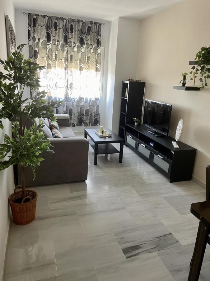 Apartamento Liru Bormujos, A 5 Minutos De Sevilla Екстериор снимка